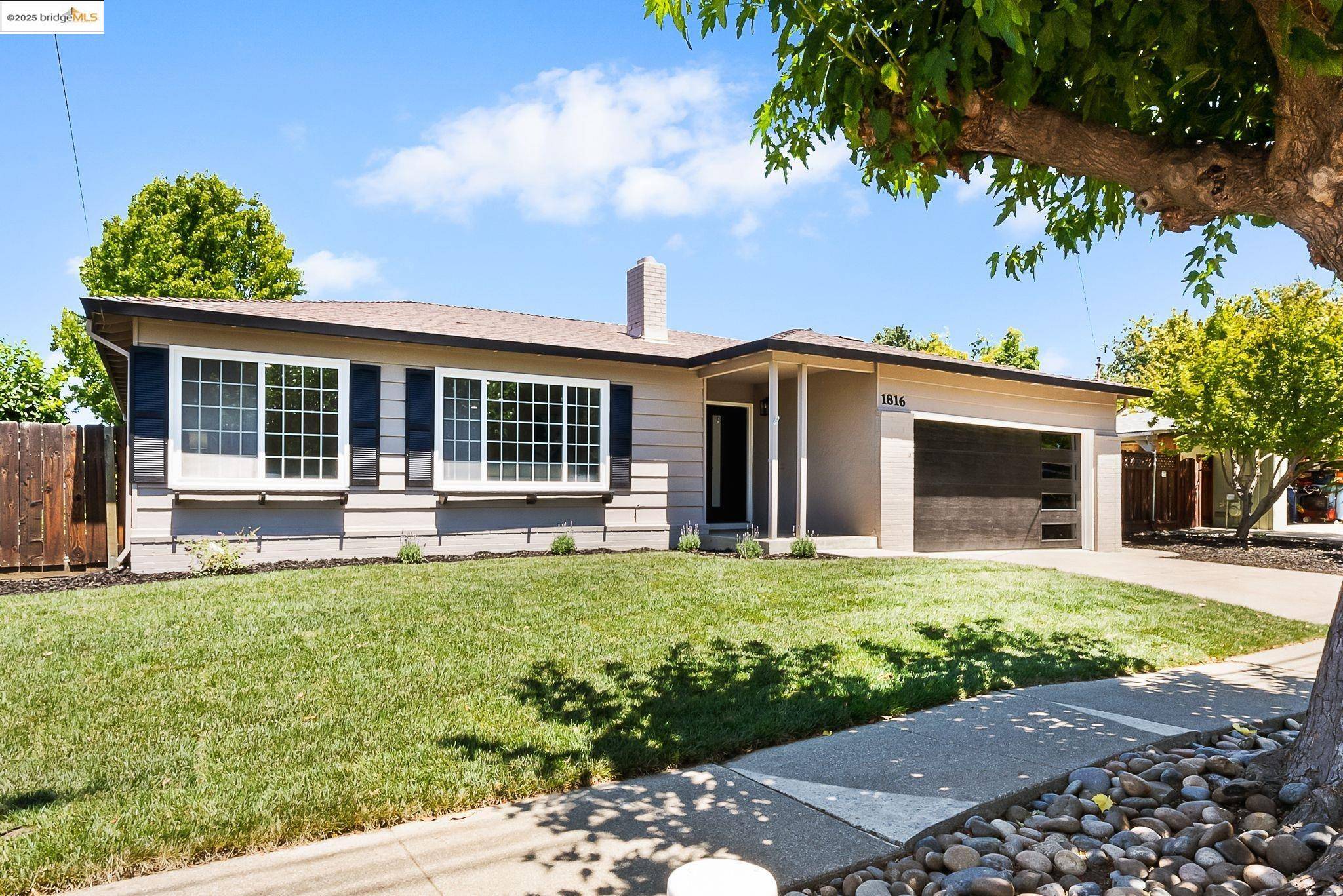Concord, CA 94519,1816 Lynwood Dr