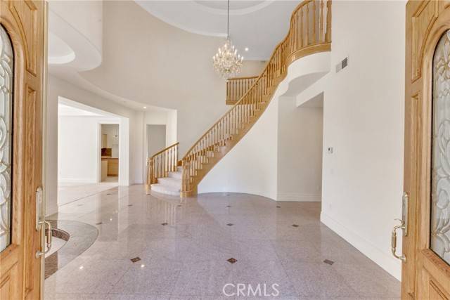 Arcadia, CA 91006,134 E Las Flores Ave