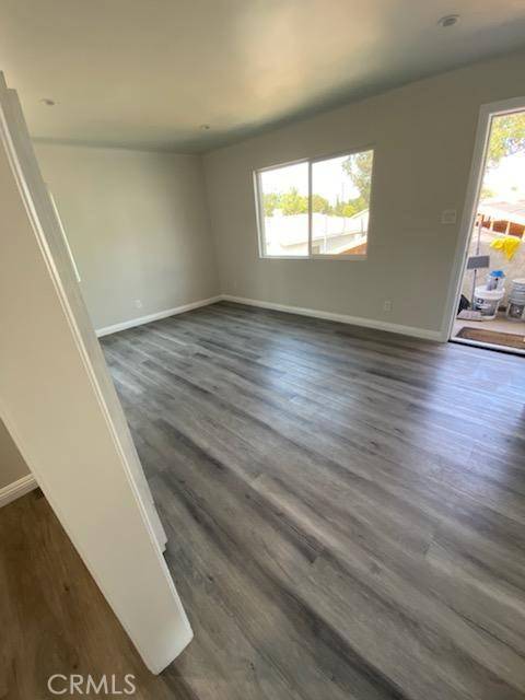 Long Beach, CA 90805,5471 Olive AVE REAR HOUSE