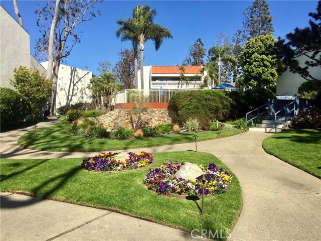 Redondo Beach, CA 90277,613 S Prospect AVE 204