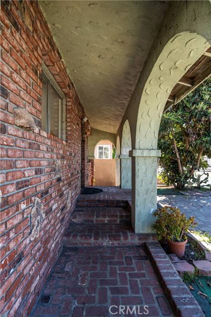 Lawndale, CA 90260,4576 166th ST