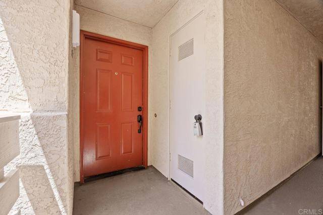 San Diego, CA 92131,11375 Affinity CT 206