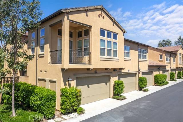 Irvine, CA 92620,111 Thornhurst