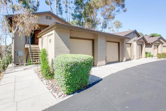 Santee, CA 92071,7402 Mission Trails 92