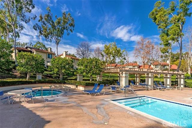 Fullerton, CA 92833,2320 Sandbar DR 170