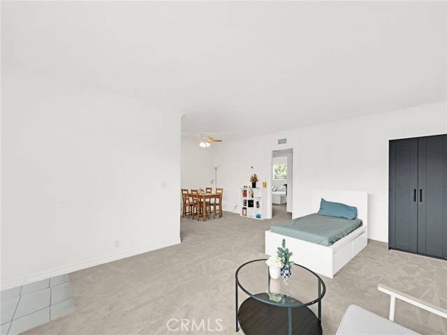Burbank, CA 91506,525 S Shelton ST 205