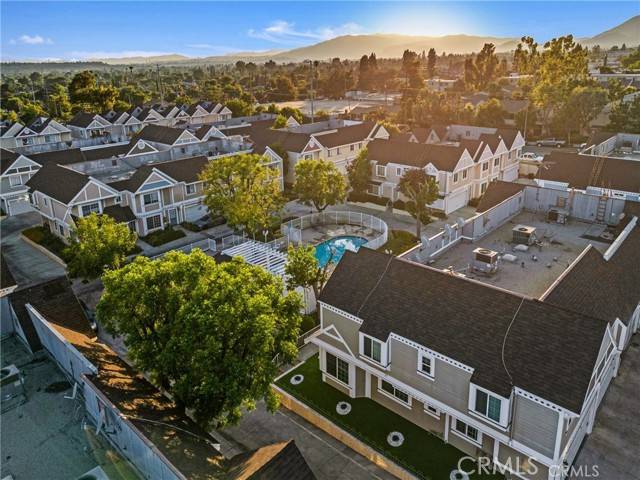 Sylmar, CA 91342,13750 Hubbard ST 77