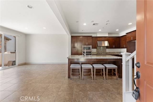 Yorba Linda, CA 92886,5062 Ruth WAY