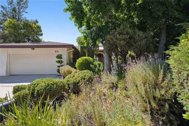 Calabasas, CA 91302,4241 Kingfisher RD