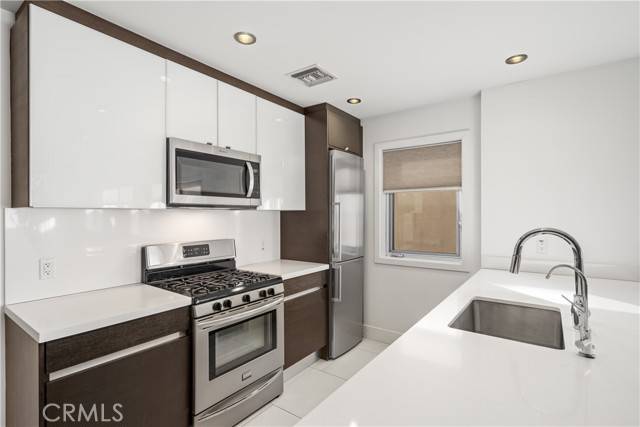Playa Del Rey, CA 90293,7857 W Manchester AVE 108