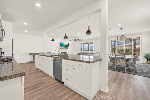 Jurupa Valley, CA 92509,2721 Kings Canyon DR