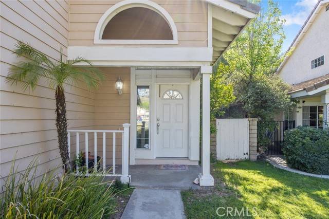 Saugus, CA 91350,28154 Guilford LN