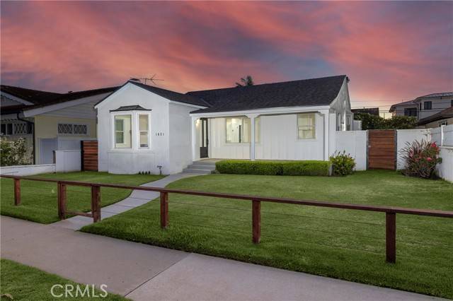Huntington Beach, CA 92648,1821 Lake ST