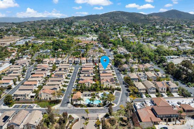 Vista, CA 92084,1132 Cherry Tree LN