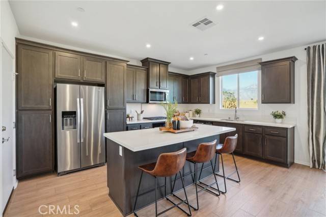 Cathedral City, CA 92234,410 Via Milano