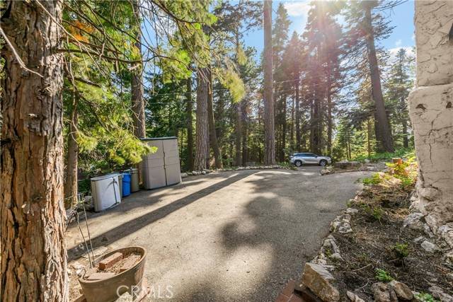 Lake Arrowhead, CA 92352,775 Buckingham
