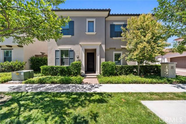 Irvine, CA 92620,82 Meander ST