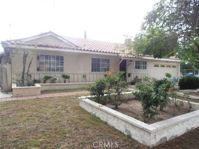 Reseda, CA 91335,7518 Beckford AVE