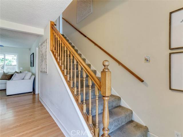 Lakewood, CA 90712,5268 Deeboyar AVE