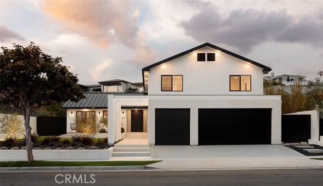 Corona Del Mar, CA 92625,919 Sandcastle DR