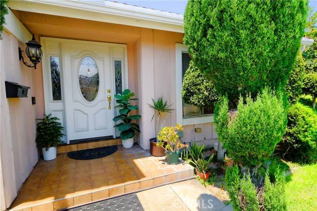 Cerritos, CA 90703,18517 Betty WAY