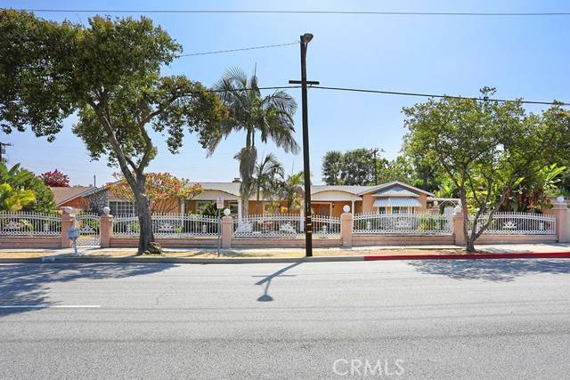 West Covina, CA 91791,640 S Azusa AVE