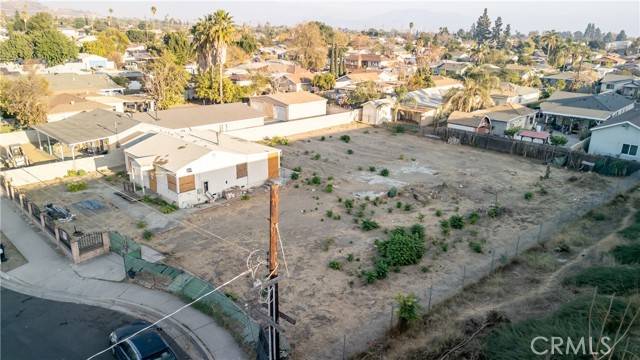Pacoima, CA 91331,13722 Pierce ST