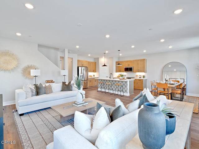 Piru, CA 93040,108 Gray Pine WAY