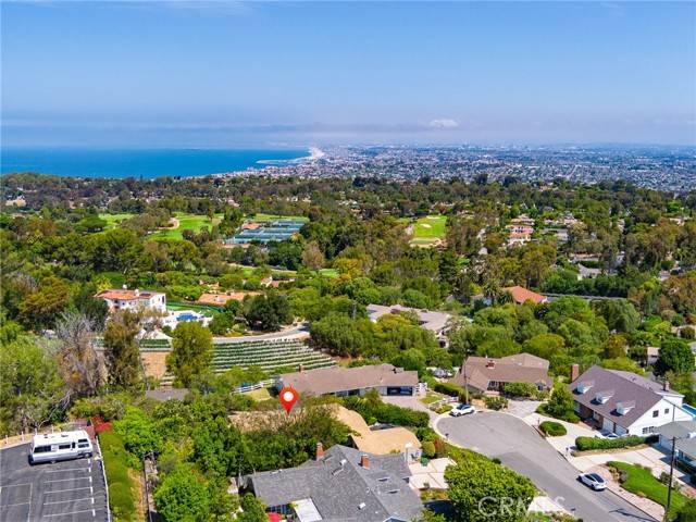 Rolling Hills Estates, CA 90274,5046 Range Horse LN