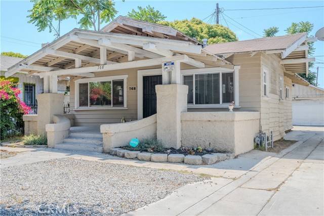 Los Angeles, CA 90011,768 E 52nd PL