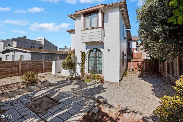 Ventura, CA 93001,934 Sharon LN