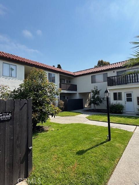 Huntington Beach, CA 92647,16102 Malaga LN