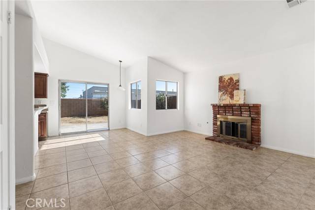 Rosamond, CA 93560,3519 San Jacinto AVE