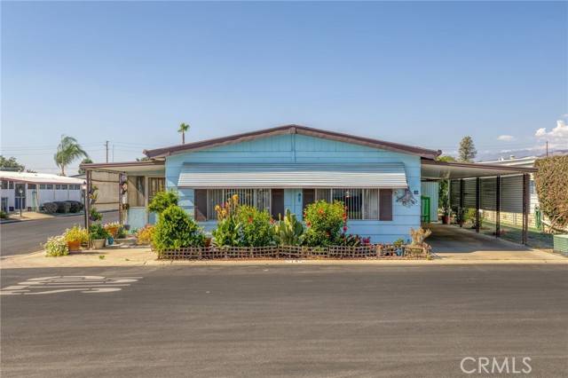 Hemet, CA 92545,601 N Kirby ST 14