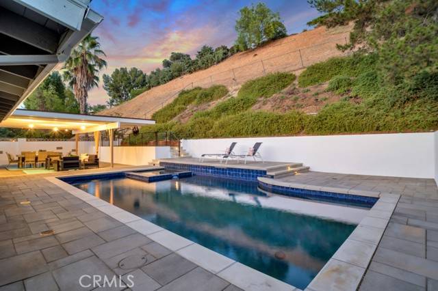 Woodland Hills, CA 91367,5740 Laramie AVE