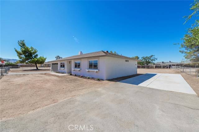 Apple Valley, CA 92307,22267 Gayhead RD