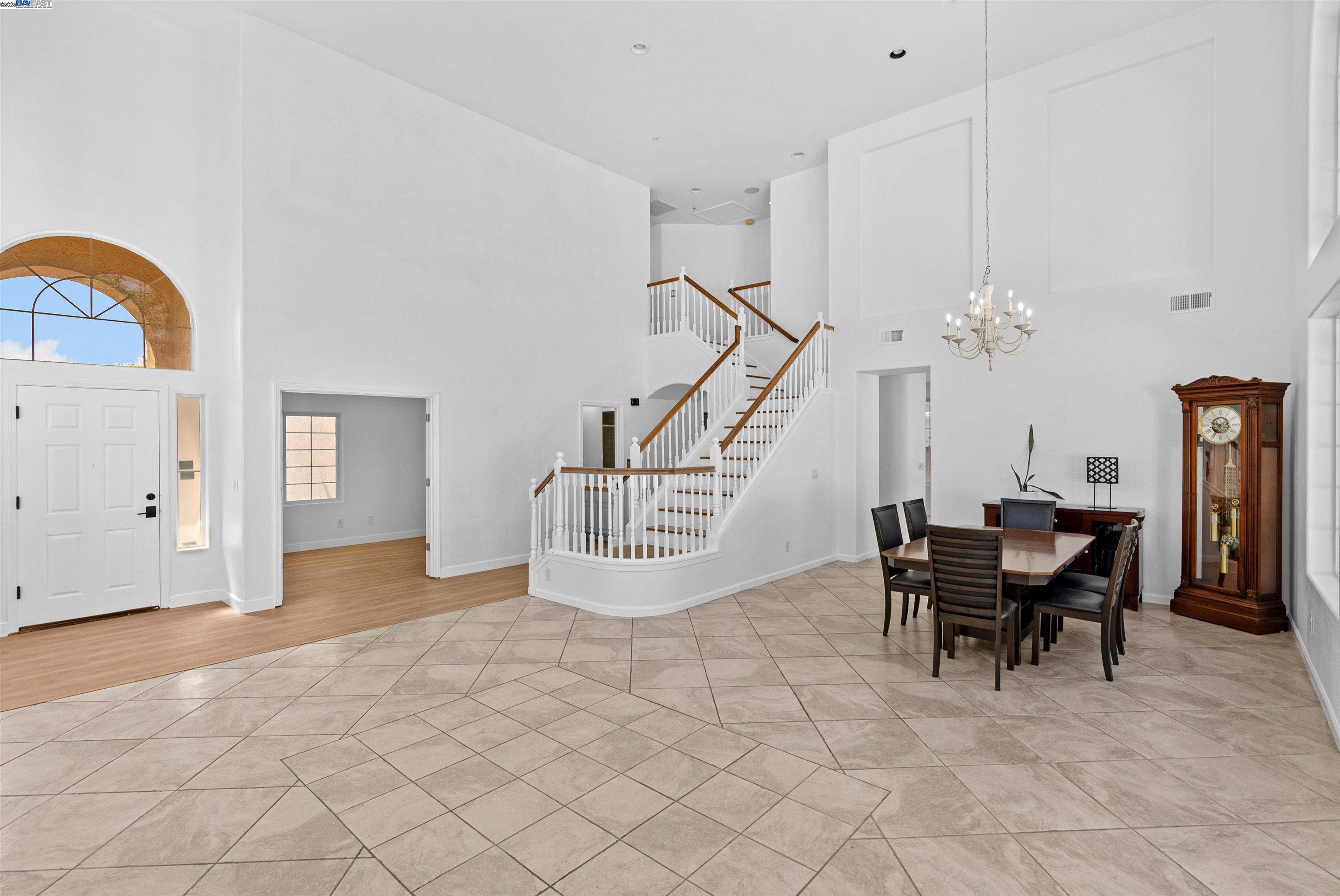 Union City, CA 94587,32459 Pacific Grove WAY