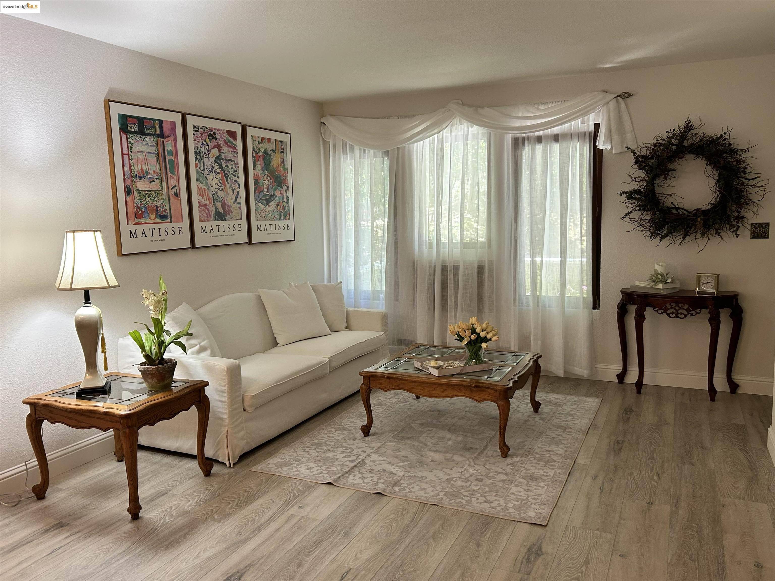 Pleasant Hill, CA 94523,500 Suntree Ln 501