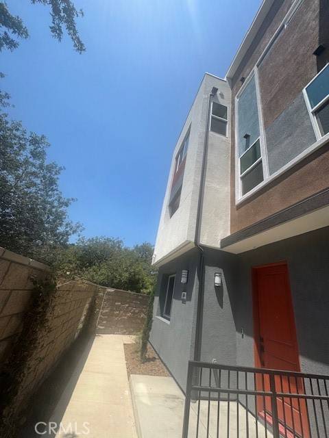 Santa Ana, CA 92705,1812 E. 1st ST 200