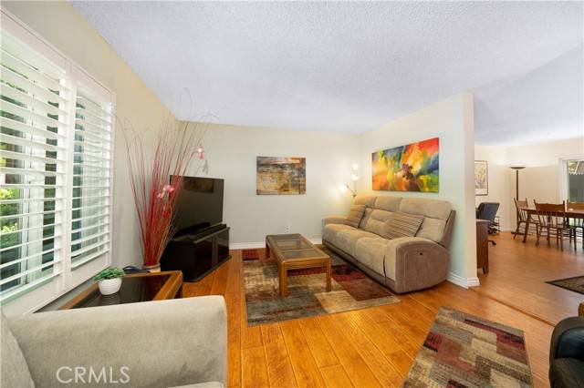 Winnetka, CA 91306,20122 Cohasset ST