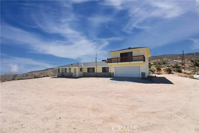 Apple Valley, CA 92308,8448 Milpas DR