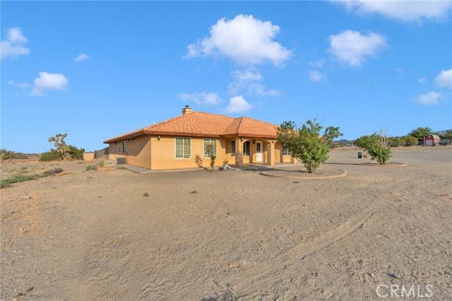 Phelan, CA 92371,10627 Nugget RD