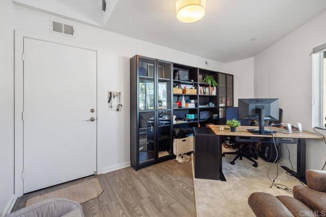 San Diego, CA 92107,2187 Catalina 1