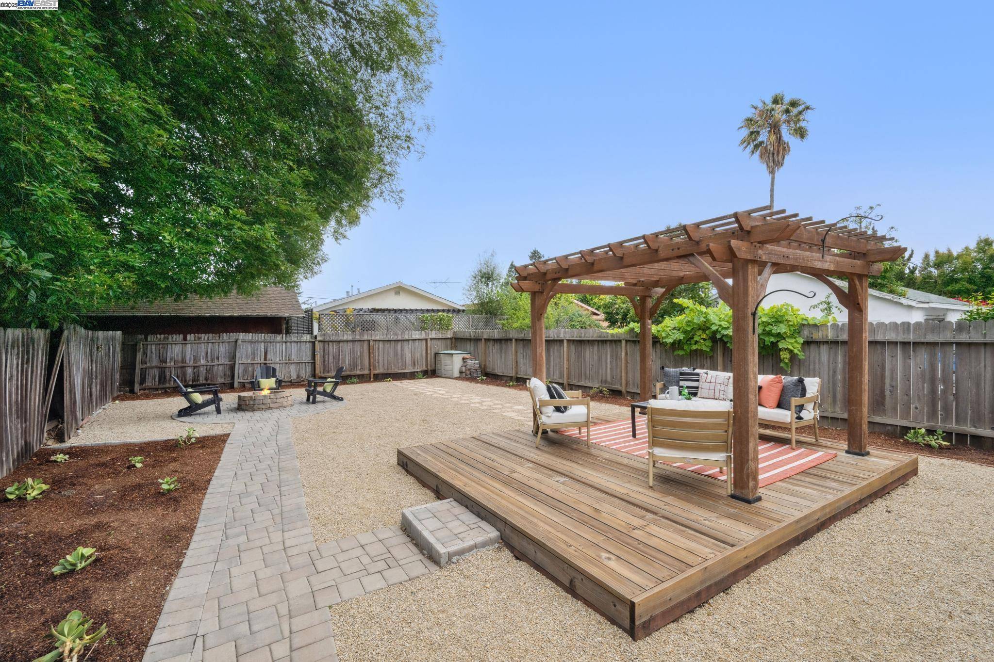 Oakland, CA 94619,3764 35TH AVE