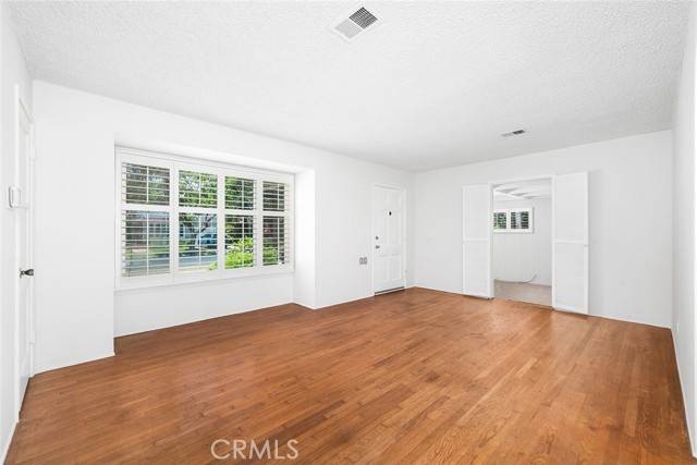 Long Beach, CA 90815,5364 E Daggett ST