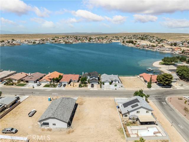 Helendale, CA 92342,26701 Blue Water RD