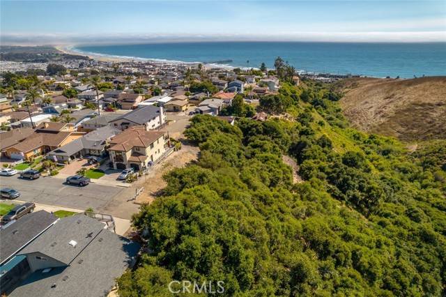 Pismo Beach, CA 93449,991 Visalia ST