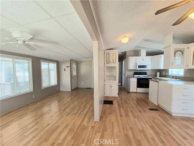 Hemet, CA 92545,1295 S Cawston AVE 66