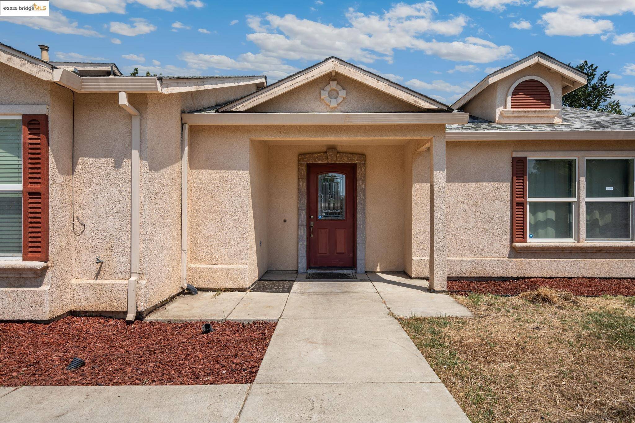 Sacramento, CA 95838-4411,1013 Los Robles BLVD