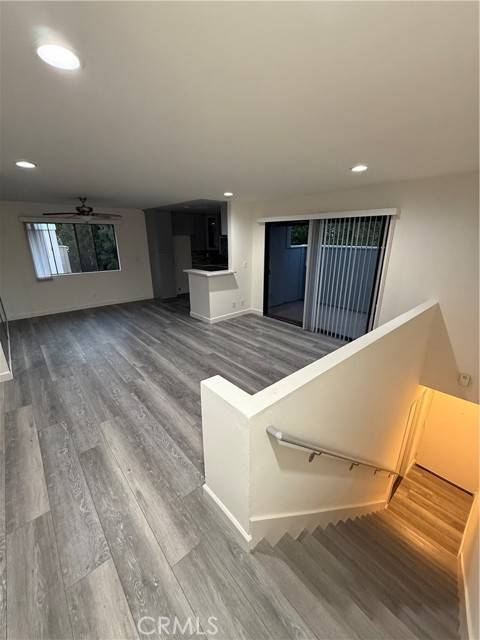 Sylmar, CA 91342,13059 Hubbard ST 6